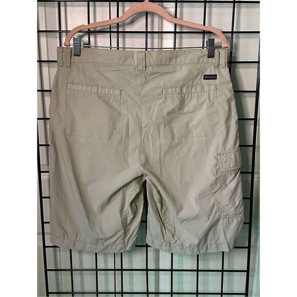 Columbia Battle Ridge II shorts size 36 tan khaki omni-shade - Picture 4 of 10